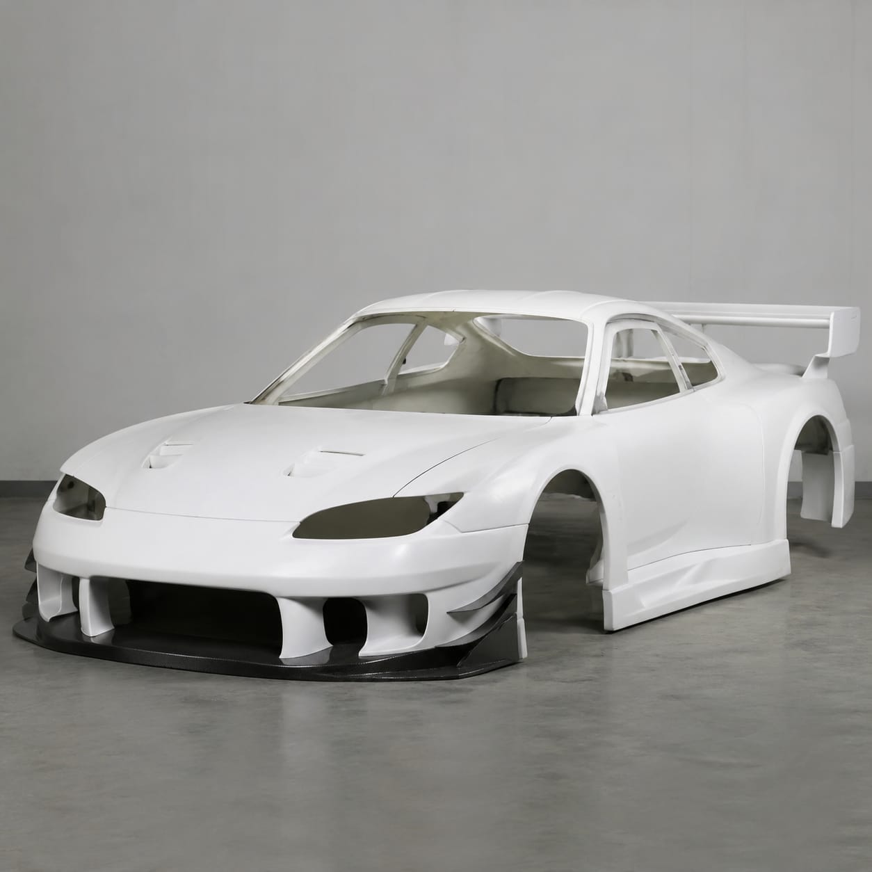 Kit carrozzeria da competizione in FRP